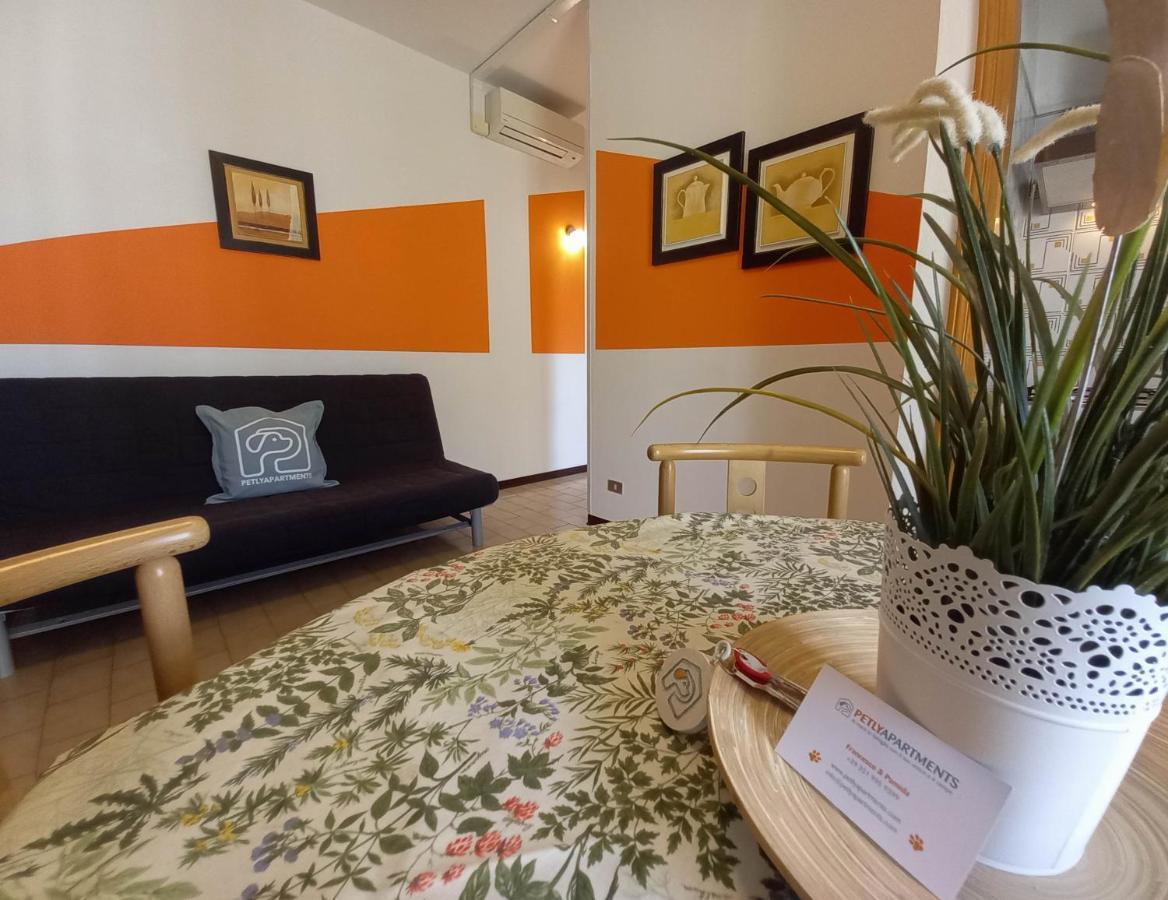 Petlyapartments Белариа-Игеа Марина Екстериор снимка