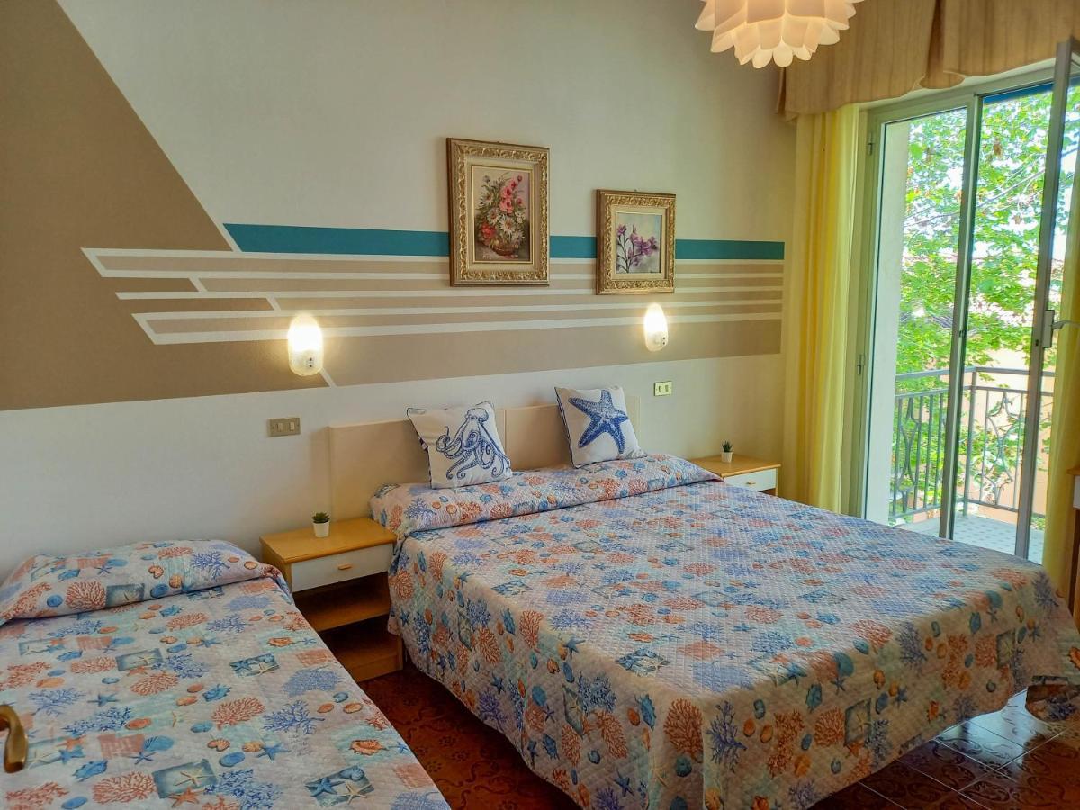 Petlyapartments Белариа-Игеа Марина Екстериор снимка