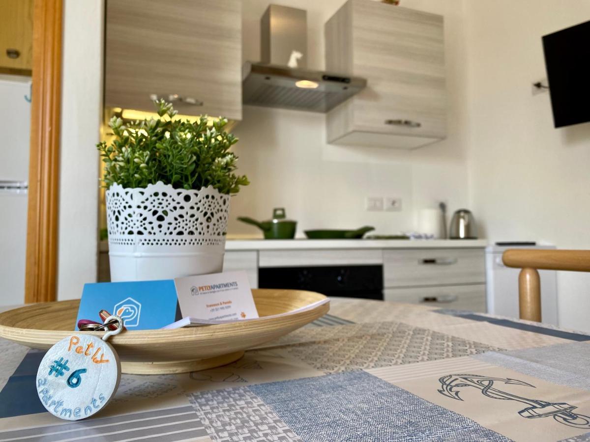 Petlyapartments Белариа-Игеа Марина Екстериор снимка
