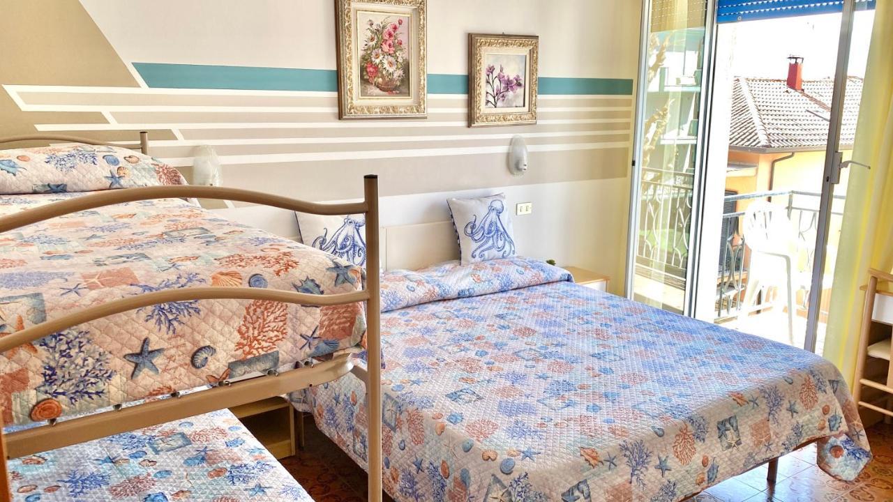 Petlyapartments Белариа-Игеа Марина Екстериор снимка