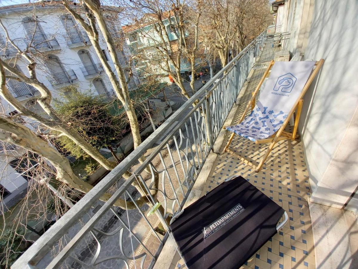 Petlyapartments Белариа-Игеа Марина Екстериор снимка