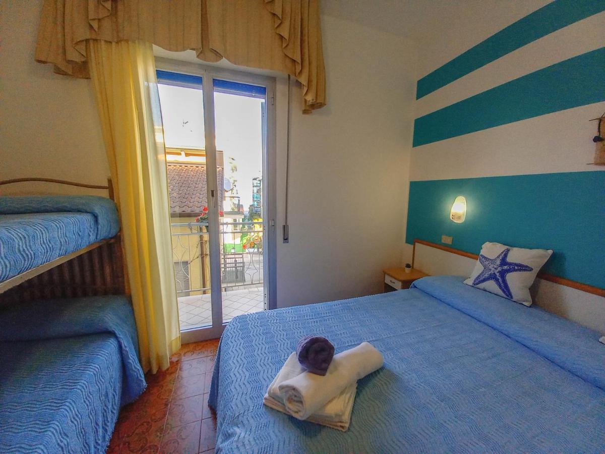 Petlyapartments Белариа-Игеа Марина Екстериор снимка